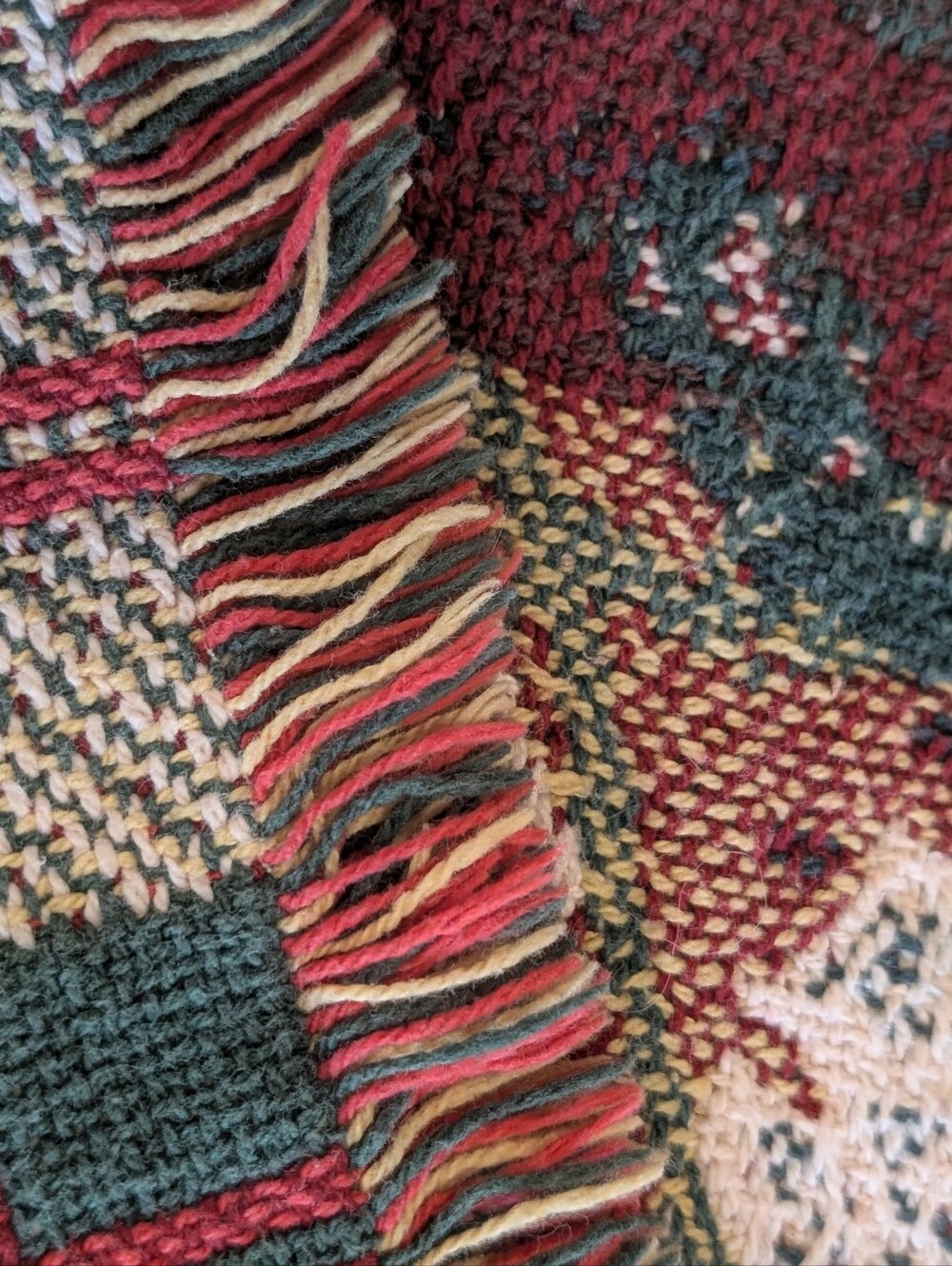 Vintage tapestry fringe throw blanket red/ green equestrian dogs fox hunt 60x44 - Picture 7 of 7